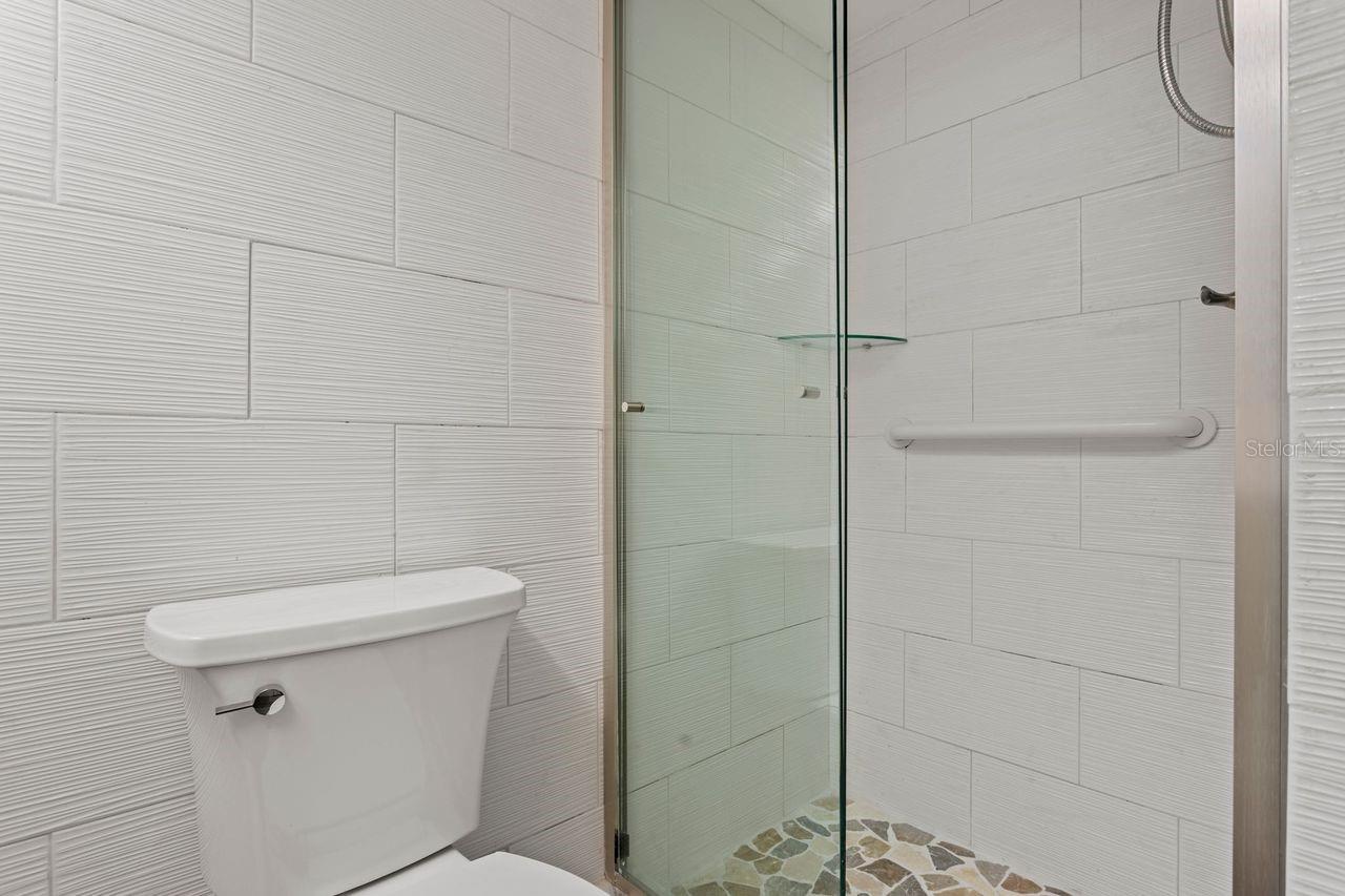 4910 BAY ST NE #111, ST PETERSBURG, FL — photo 17