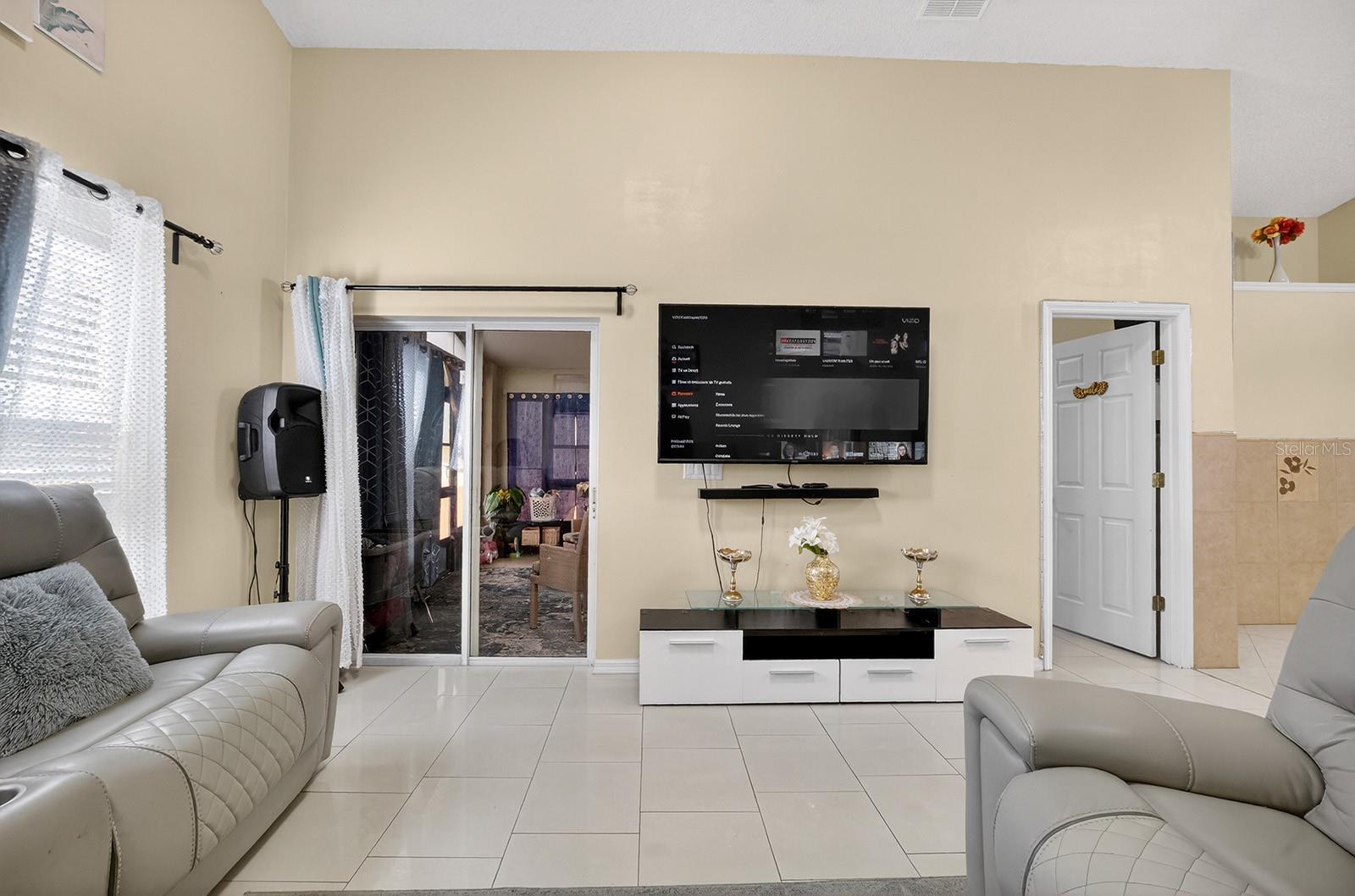 4524 SETTLEMENT CIR, ORLANDO, FL — photo 3