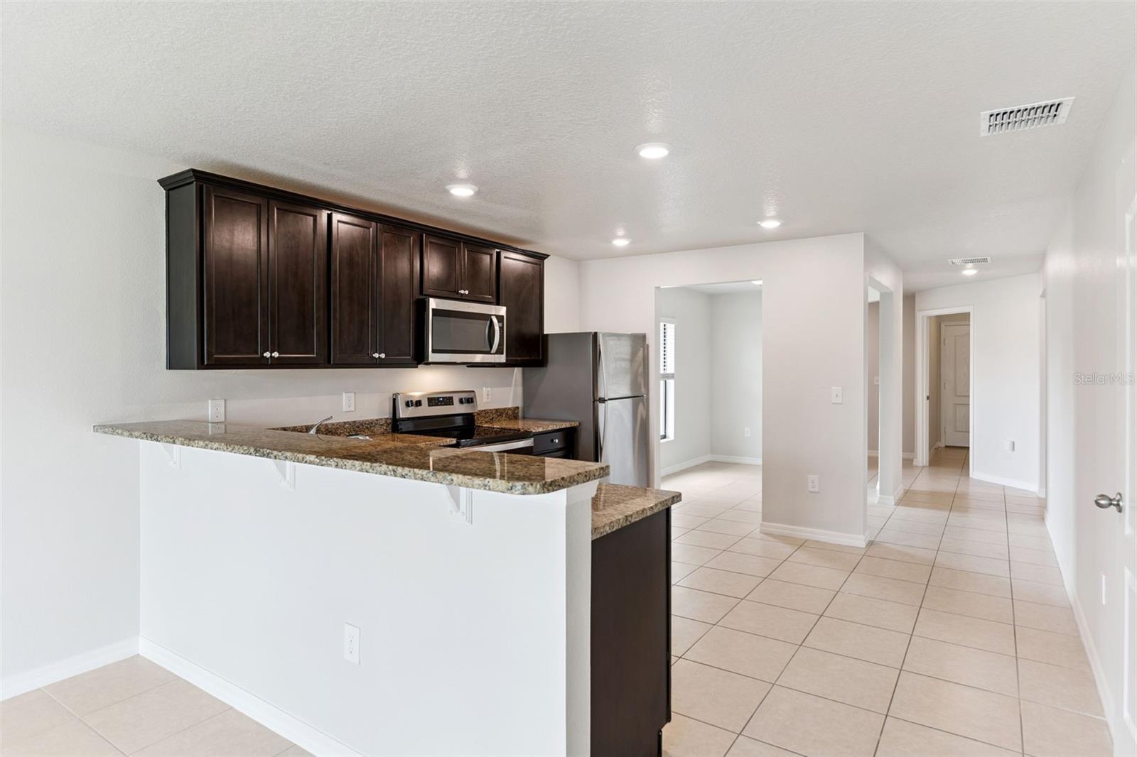 2447 CASPIAN DR, LAKELAND, FL — photo 5