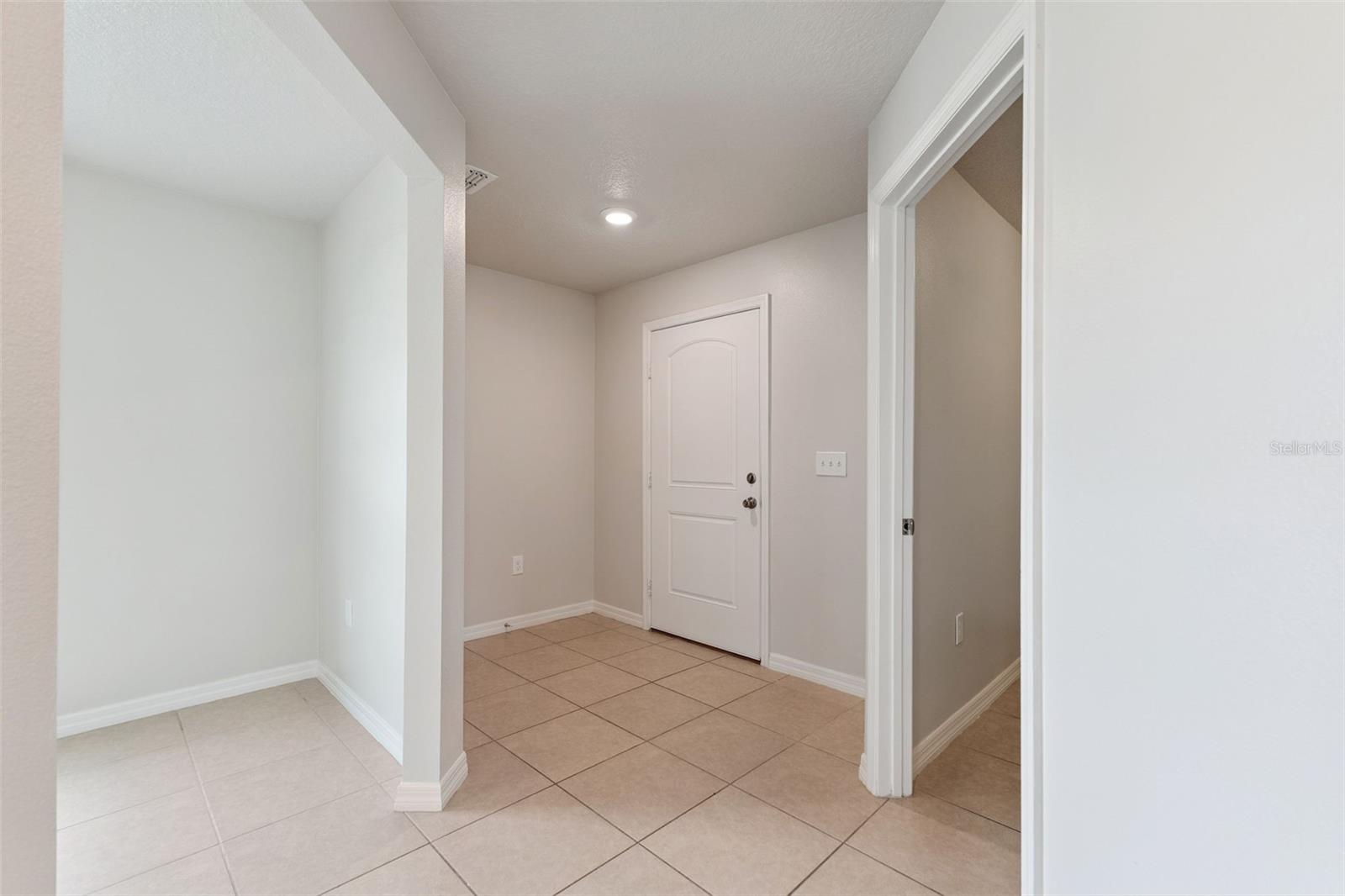 2447 CASPIAN DR, LAKELAND, FL — photo 7