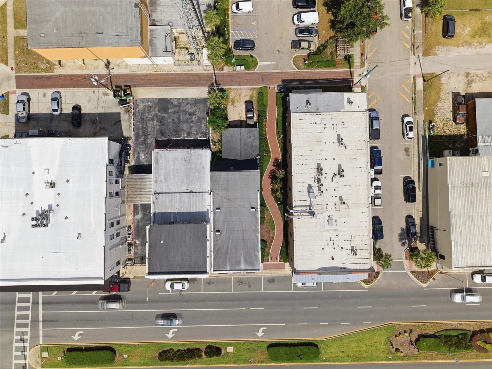 61 N CENTRAL AVE, UMATILLA, FL — photo 23