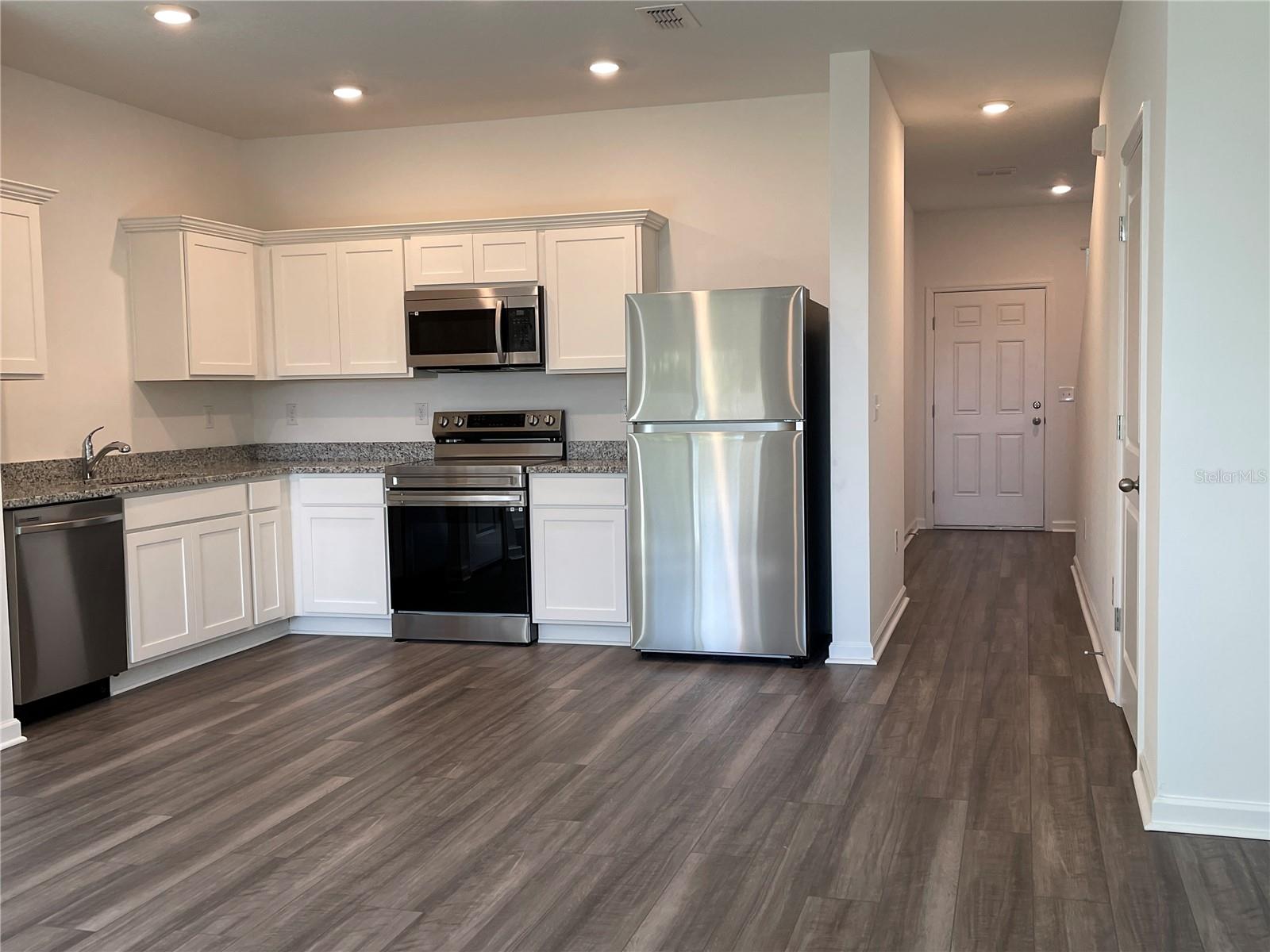 6157 DAERR RDG #6157, ZEPHYRHILLS, FL — photo 6