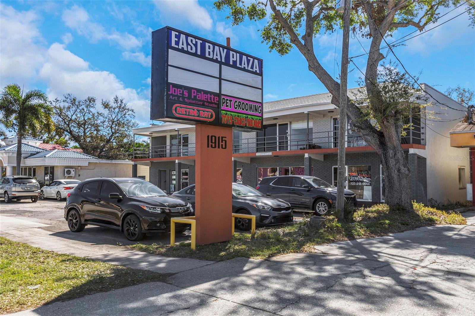 1915 E BAY DR, LARGO, FL — photo 2