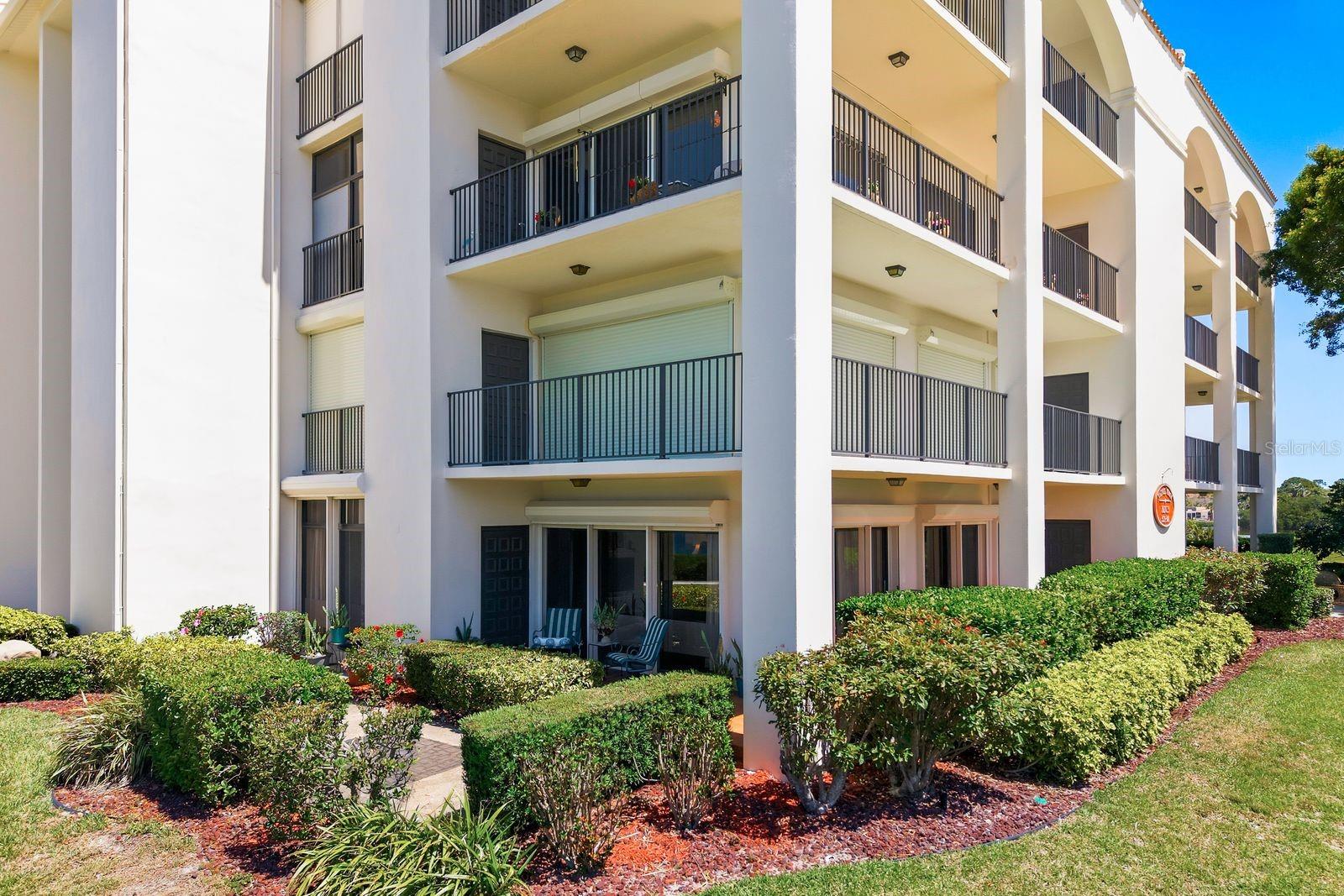 302 MARINER DR #302, TARPON SPRINGS, FL — photo 2
