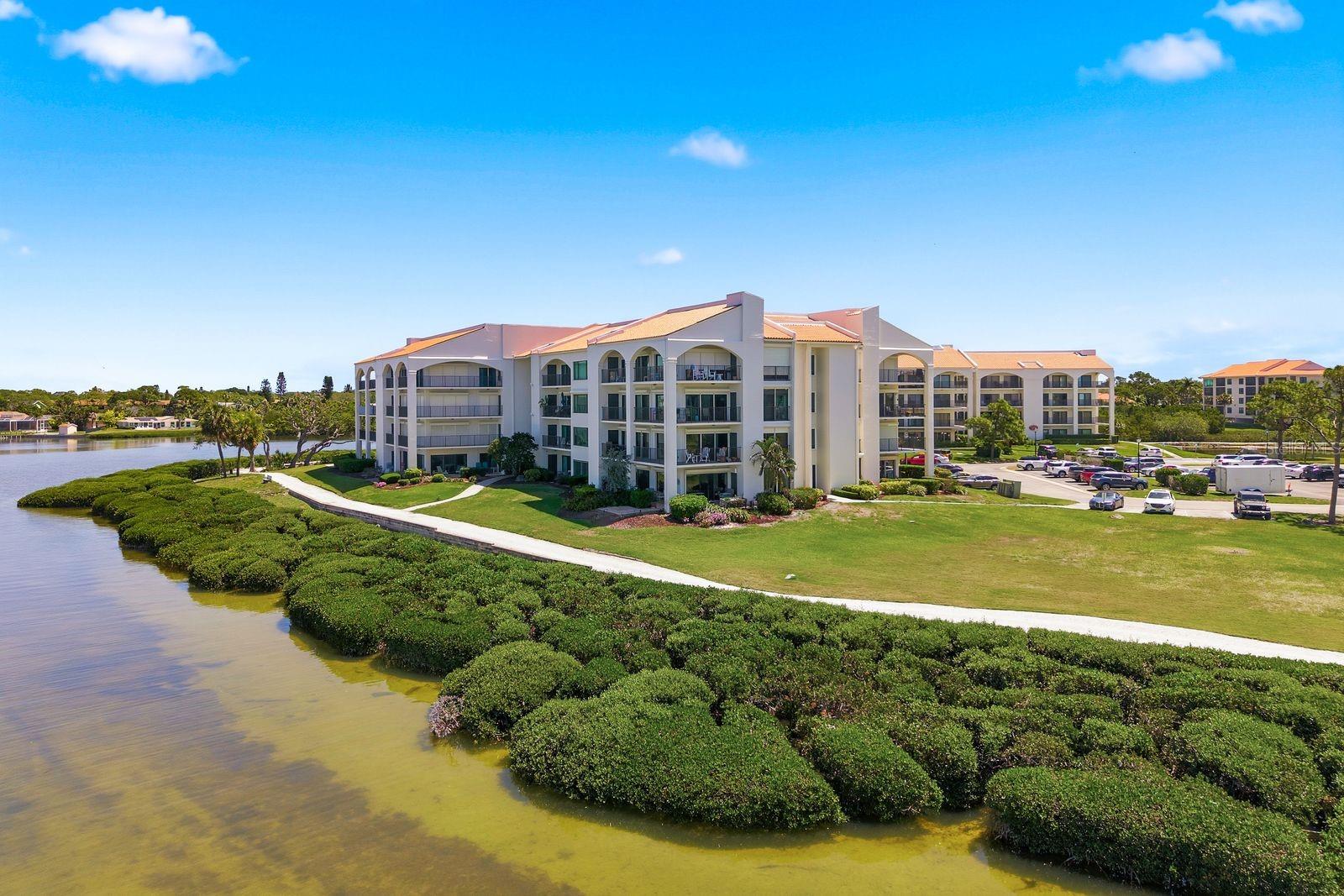 302 MARINER DR #302, TARPON SPRINGS, FL — photo 52