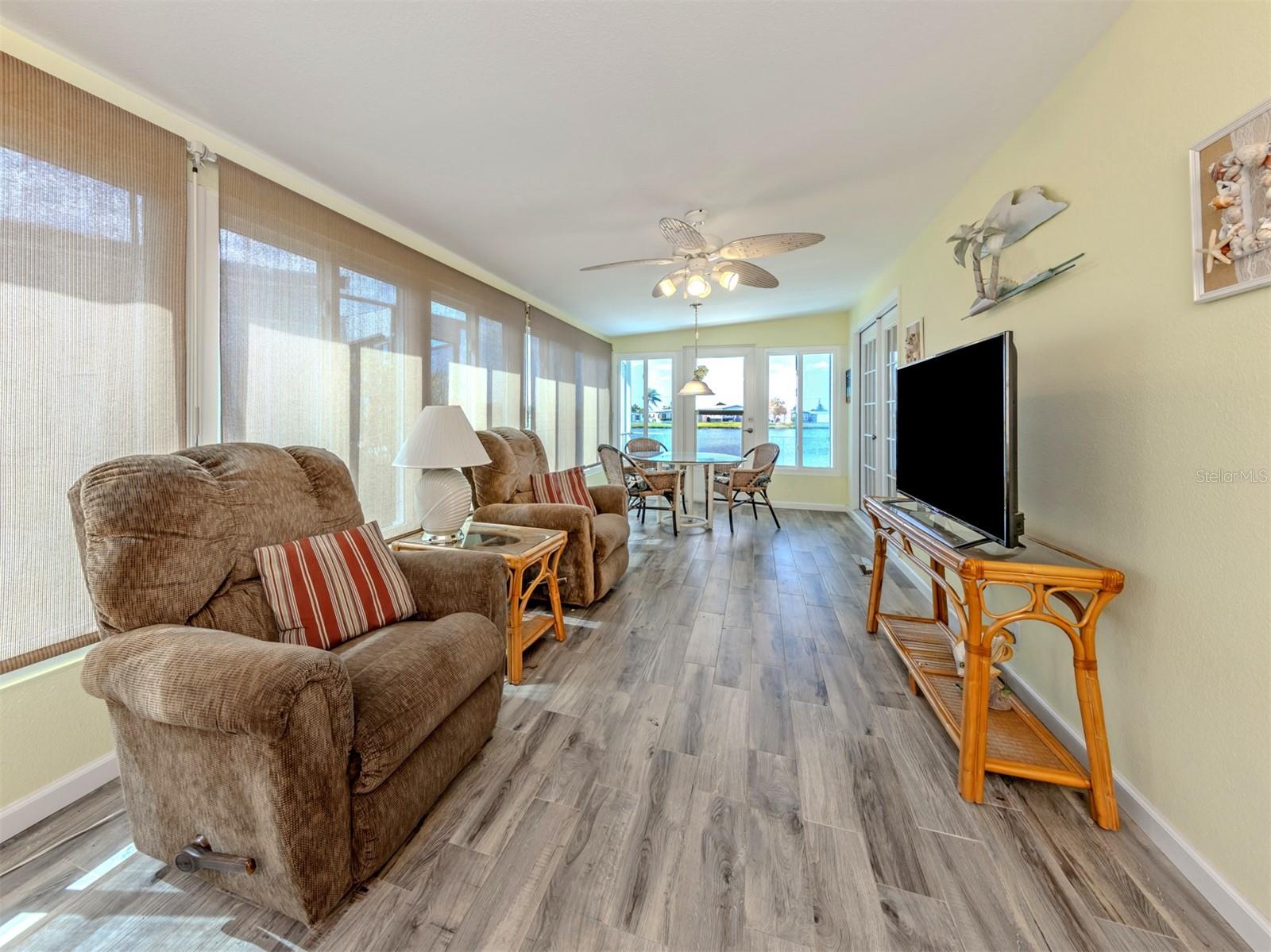 98 LAKEVIEW DR, NORTH PORT, FL — photo 19