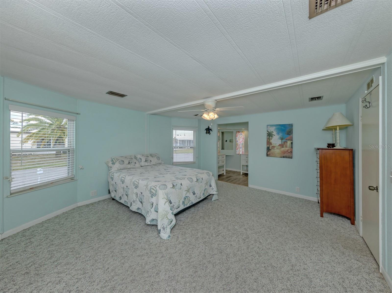 98 LAKEVIEW DR, NORTH PORT, FL — photo 21