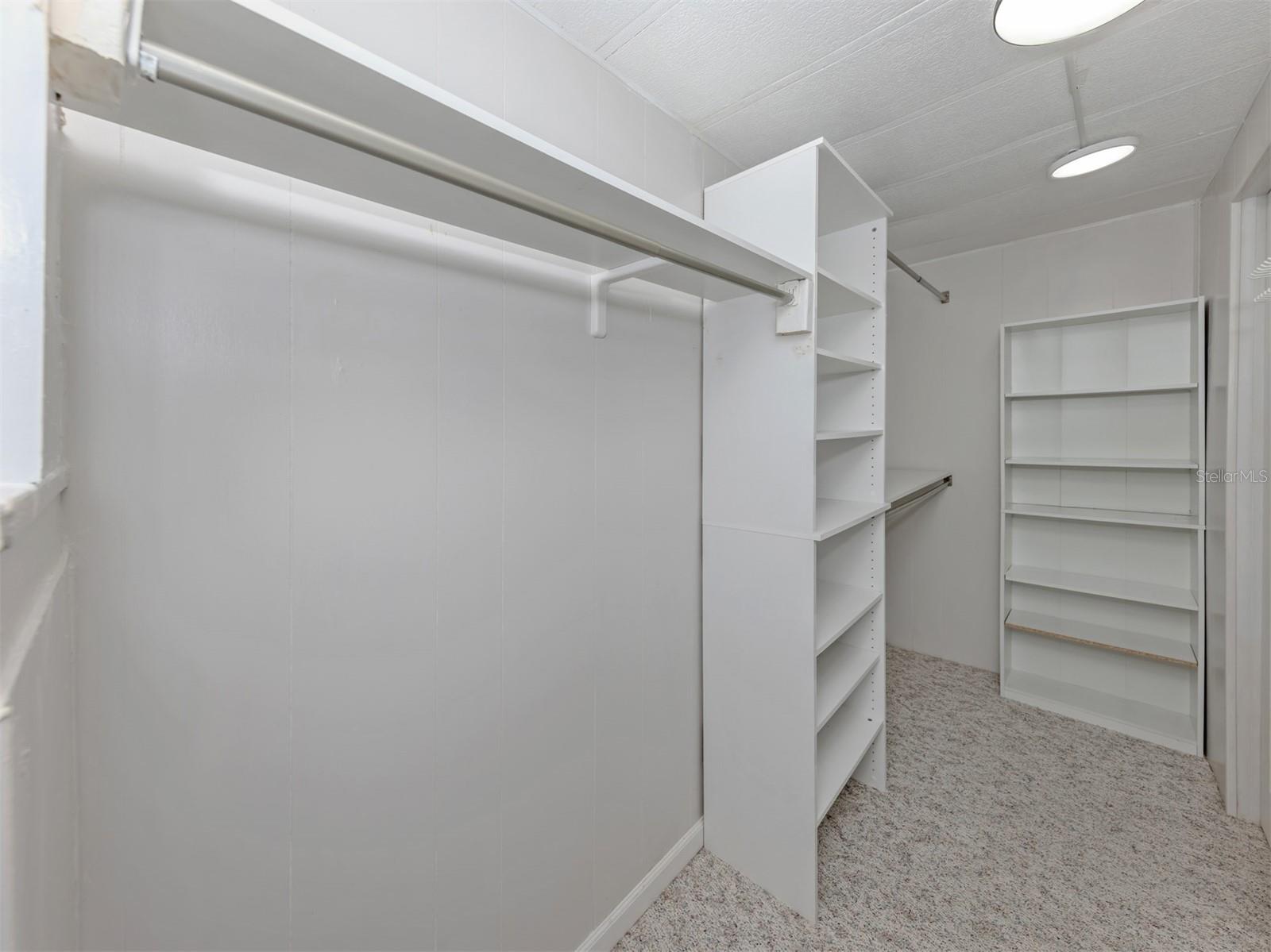 98 LAKEVIEW DR, NORTH PORT, FL — photo 23