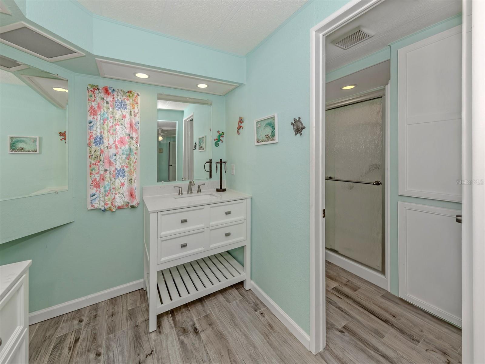 98 LAKEVIEW DR, NORTH PORT, FL — photo 24