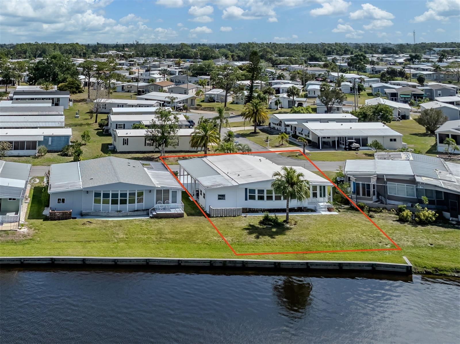 98 LAKEVIEW DR, NORTH PORT, FL — photo 32