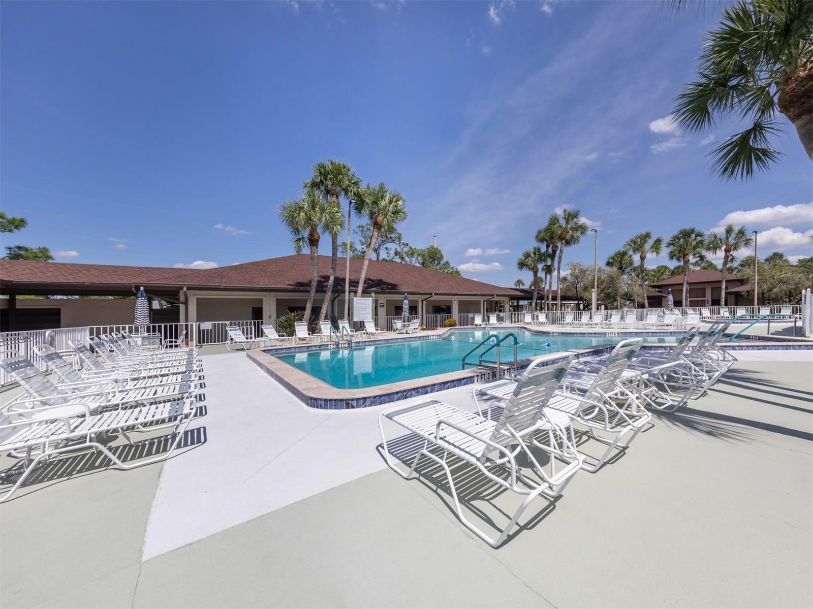 98 LAKEVIEW DR, NORTH PORT, FL — photo 49