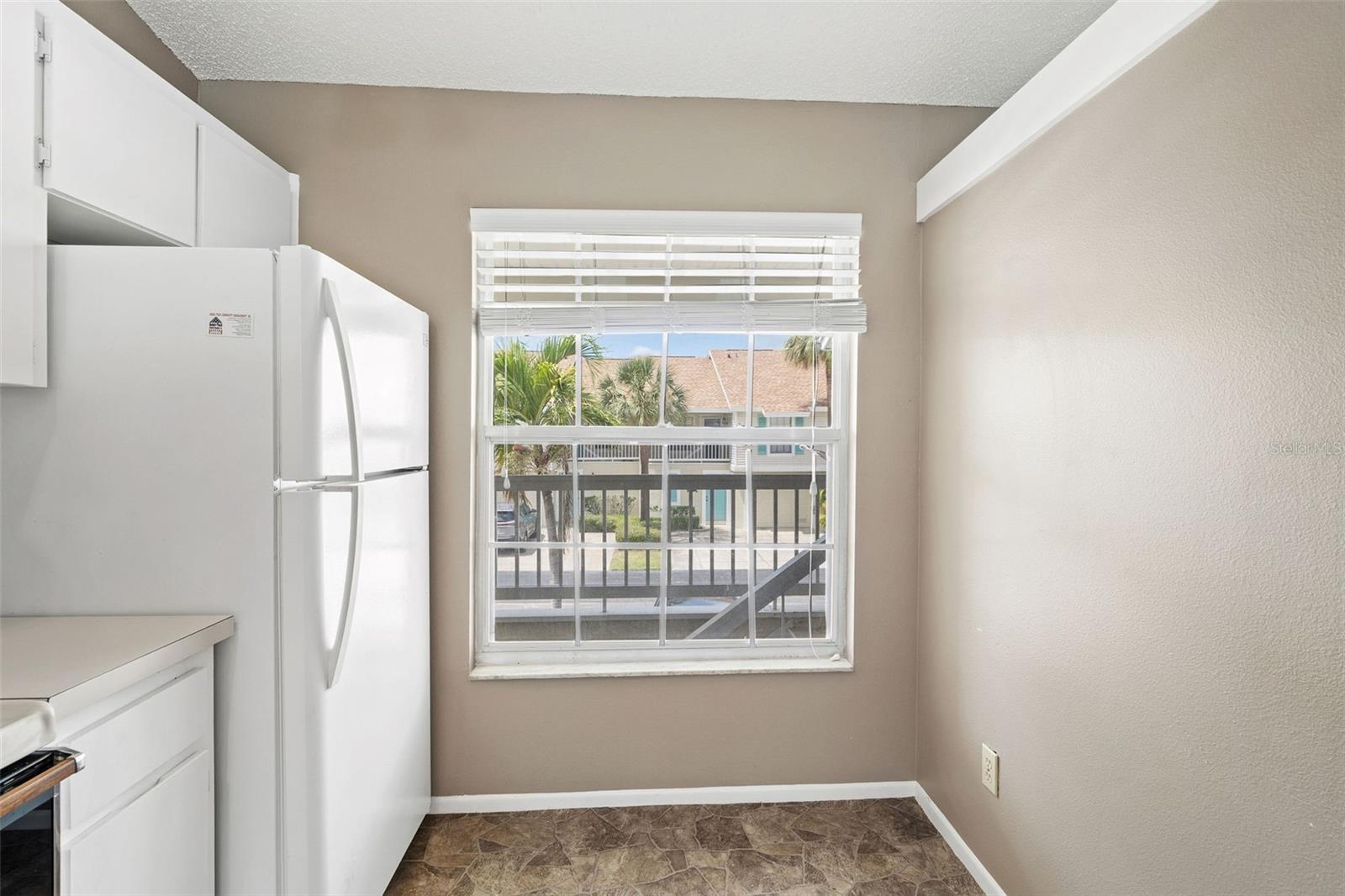 12239 SUN VISTA CT E, TREASURE ISLAND, FL — photo 6