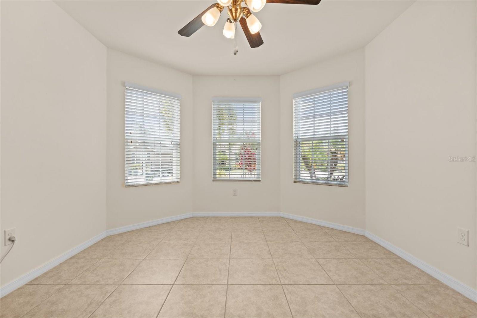 8932 EXCELSIOR PL, VENICE, FL — photo 11