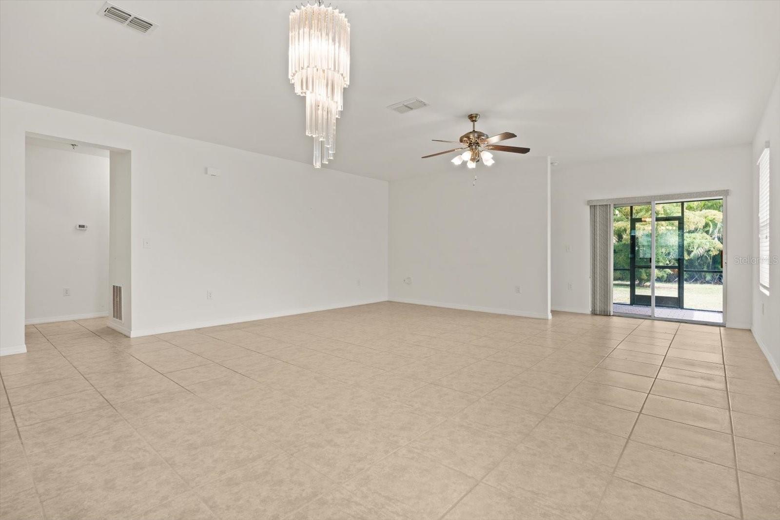 8932 EXCELSIOR PL, VENICE, FL — photo 14