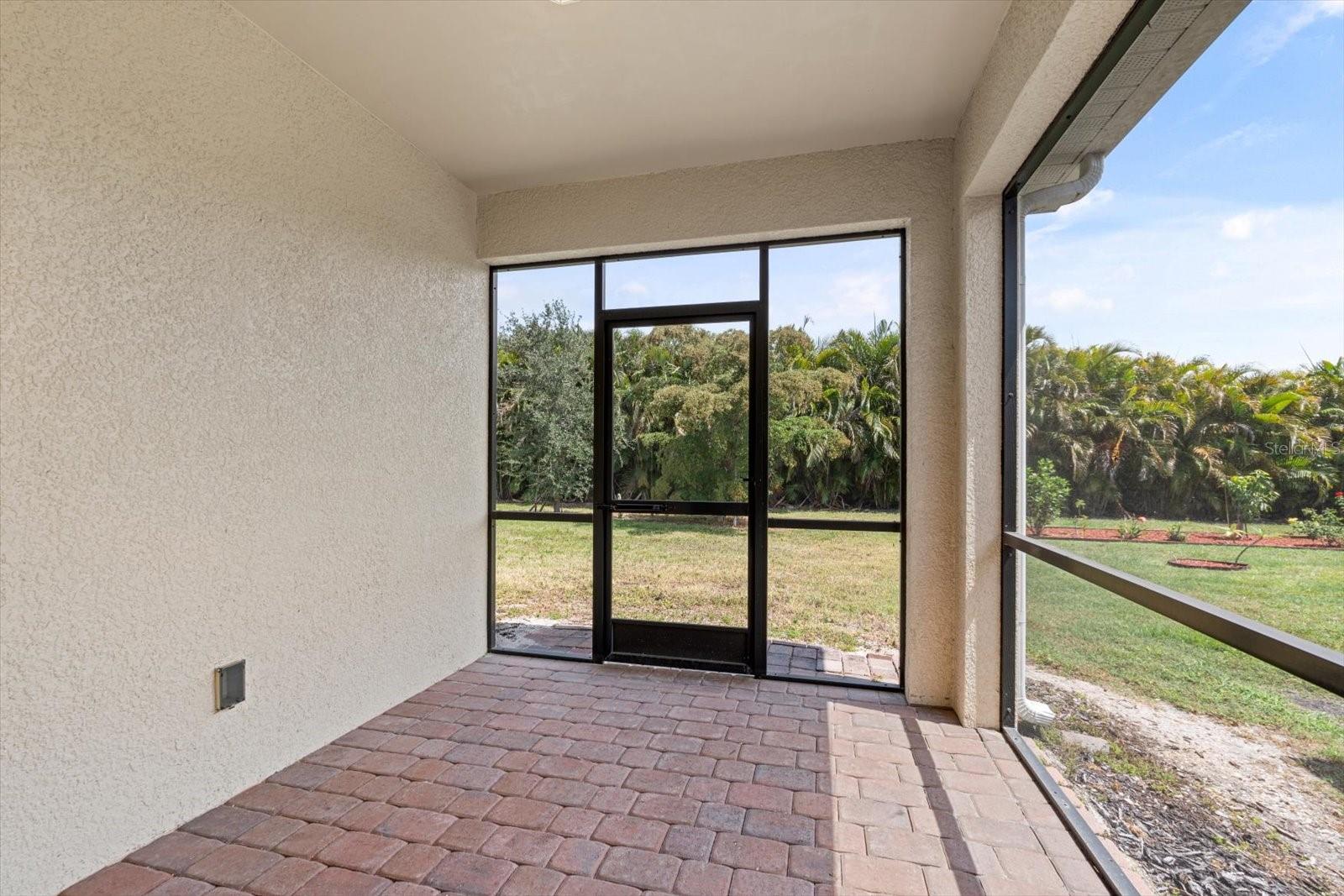 8932 EXCELSIOR PL, VENICE, FL — photo 30