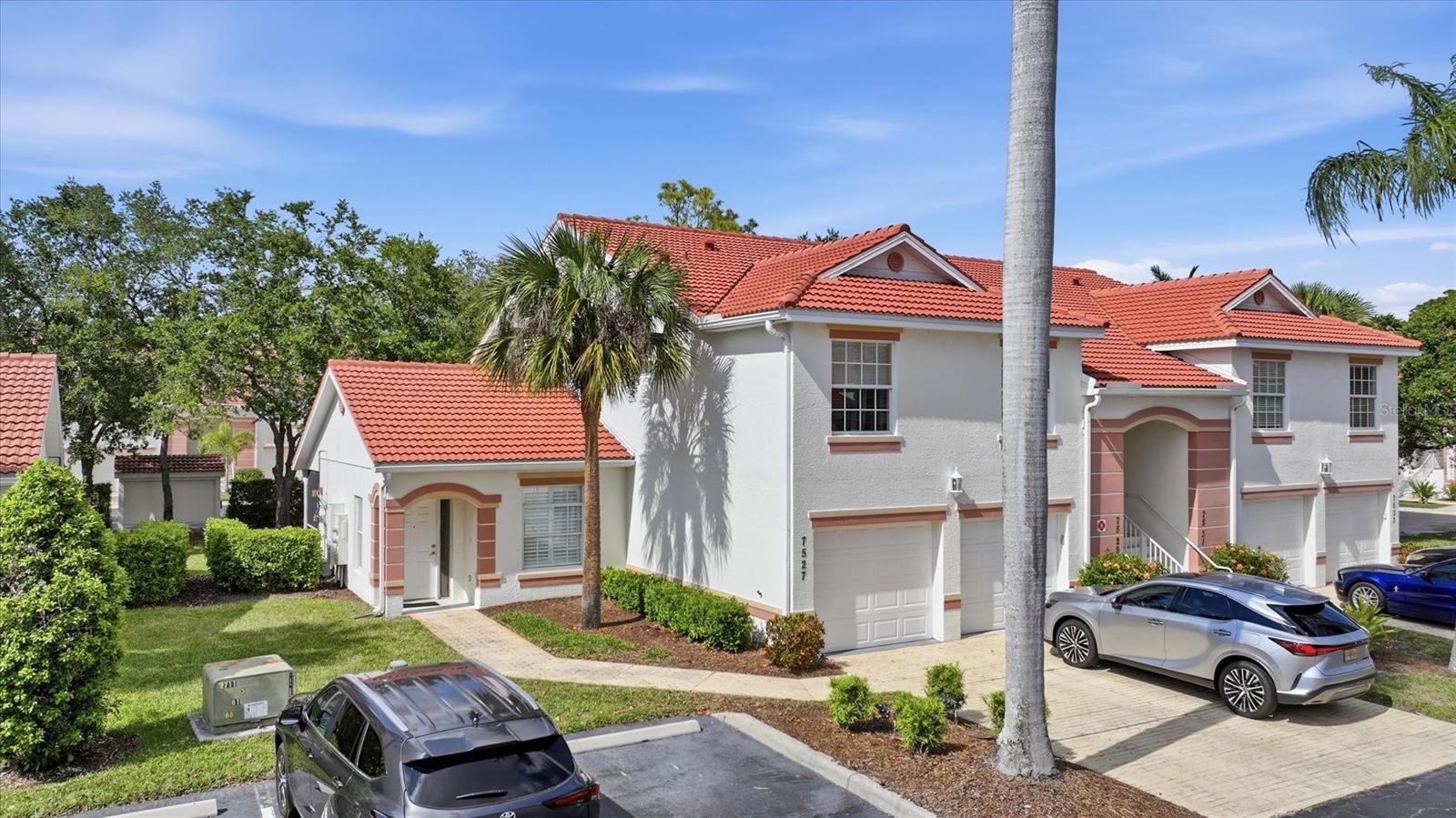7527 MARSH ORCHID CIR, BRADENTON, FL — photo 2