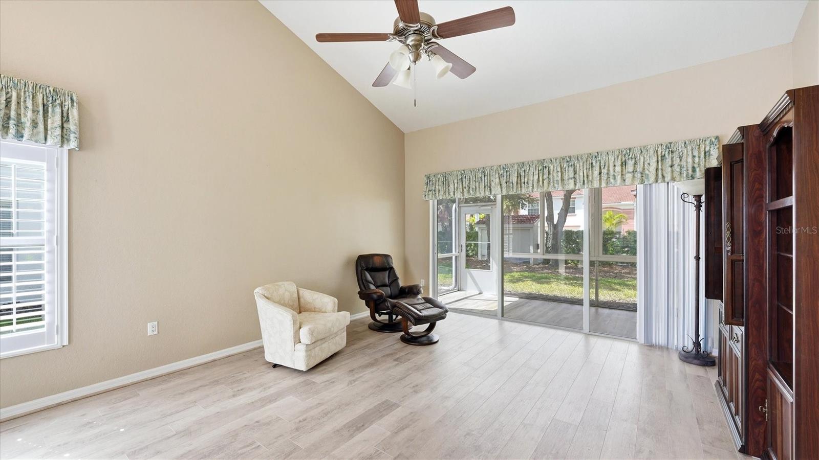 7527 MARSH ORCHID CIR, BRADENTON, FL — photo 7