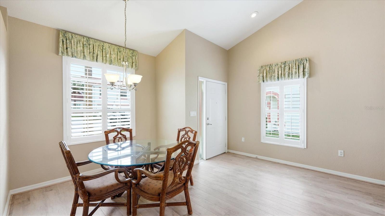 7527 MARSH ORCHID CIR, BRADENTON, FL — photo 9