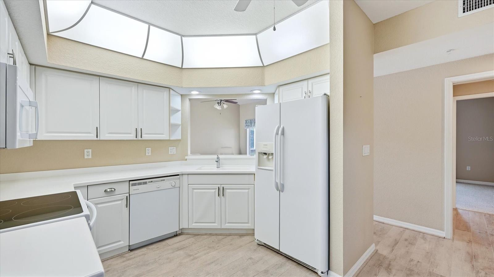 7527 MARSH ORCHID CIR, BRADENTON, FL — photo 13