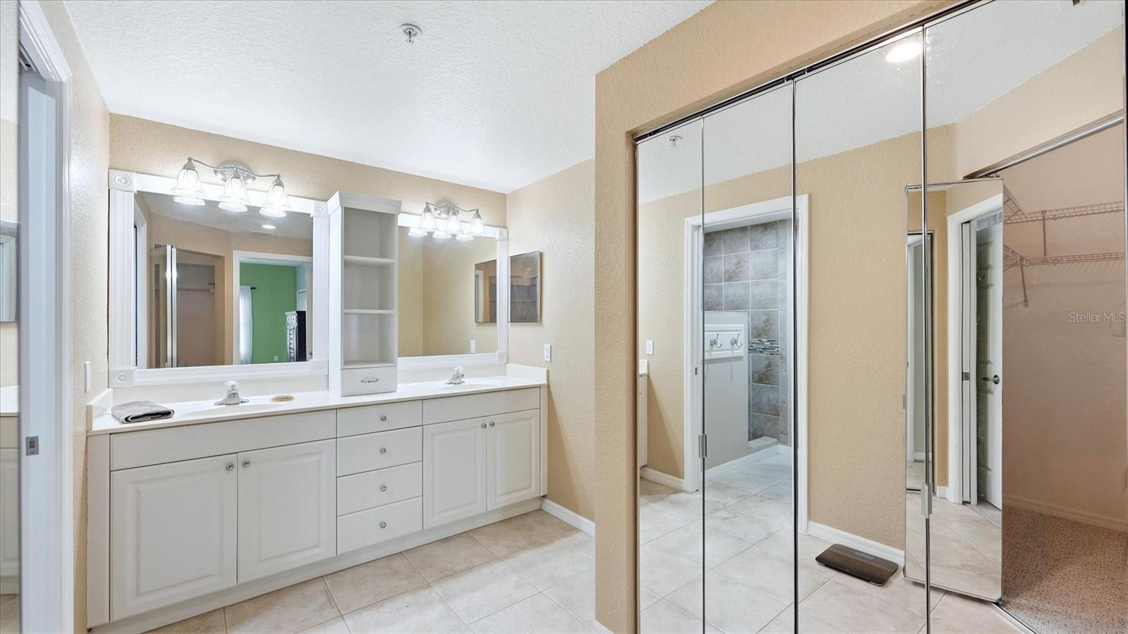 7527 MARSH ORCHID CIR, BRADENTON, FL — photo 19