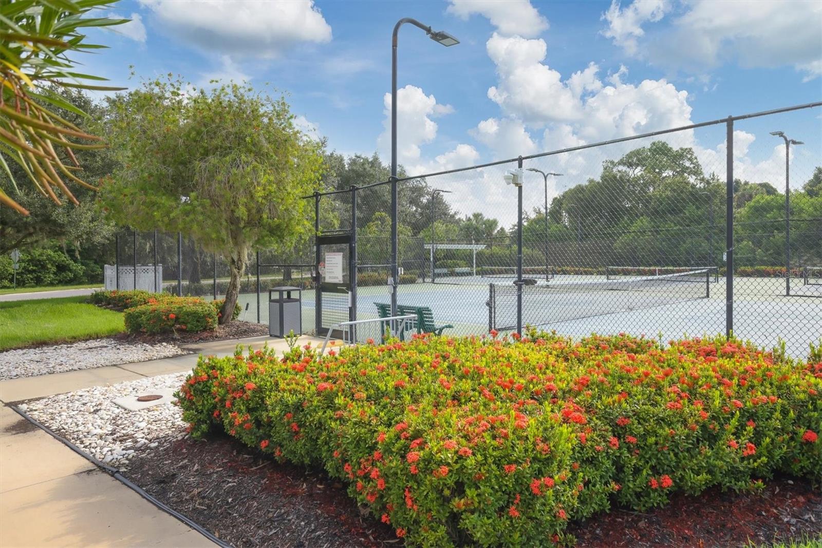7527 MARSH ORCHID CIR, BRADENTON, FL — photo 59