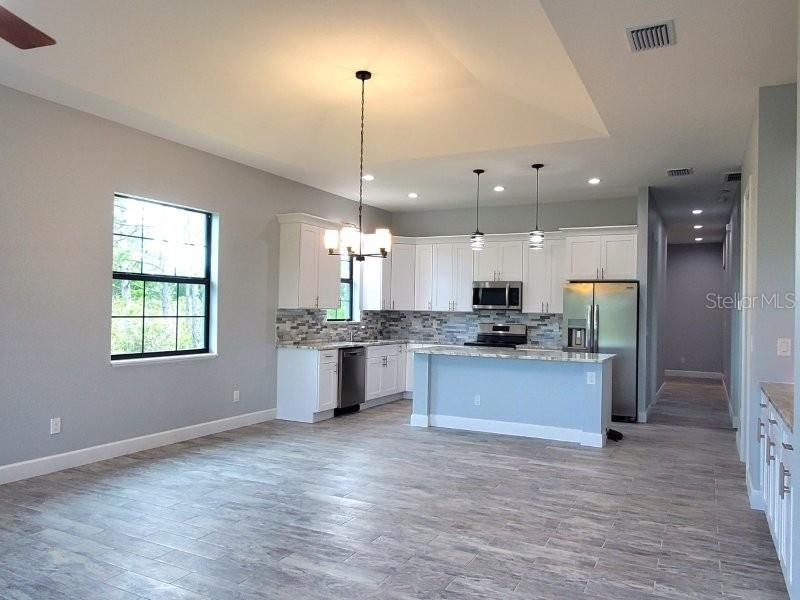 1038 SAN CRISTOBAL AVE, PUNTA GORDA, FL — photo 3