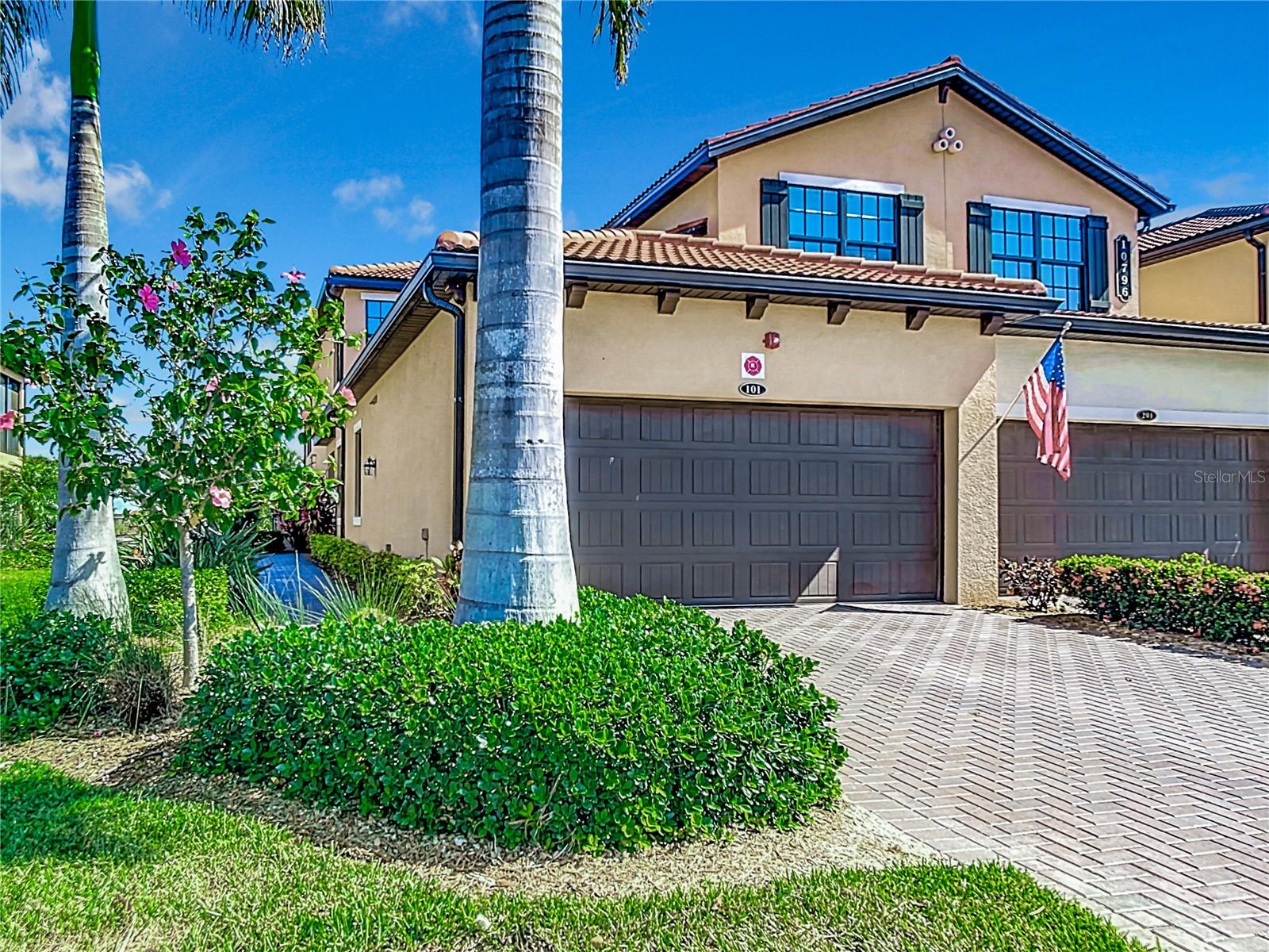 10796 TARFLOWER DR #101, VENICE, FL