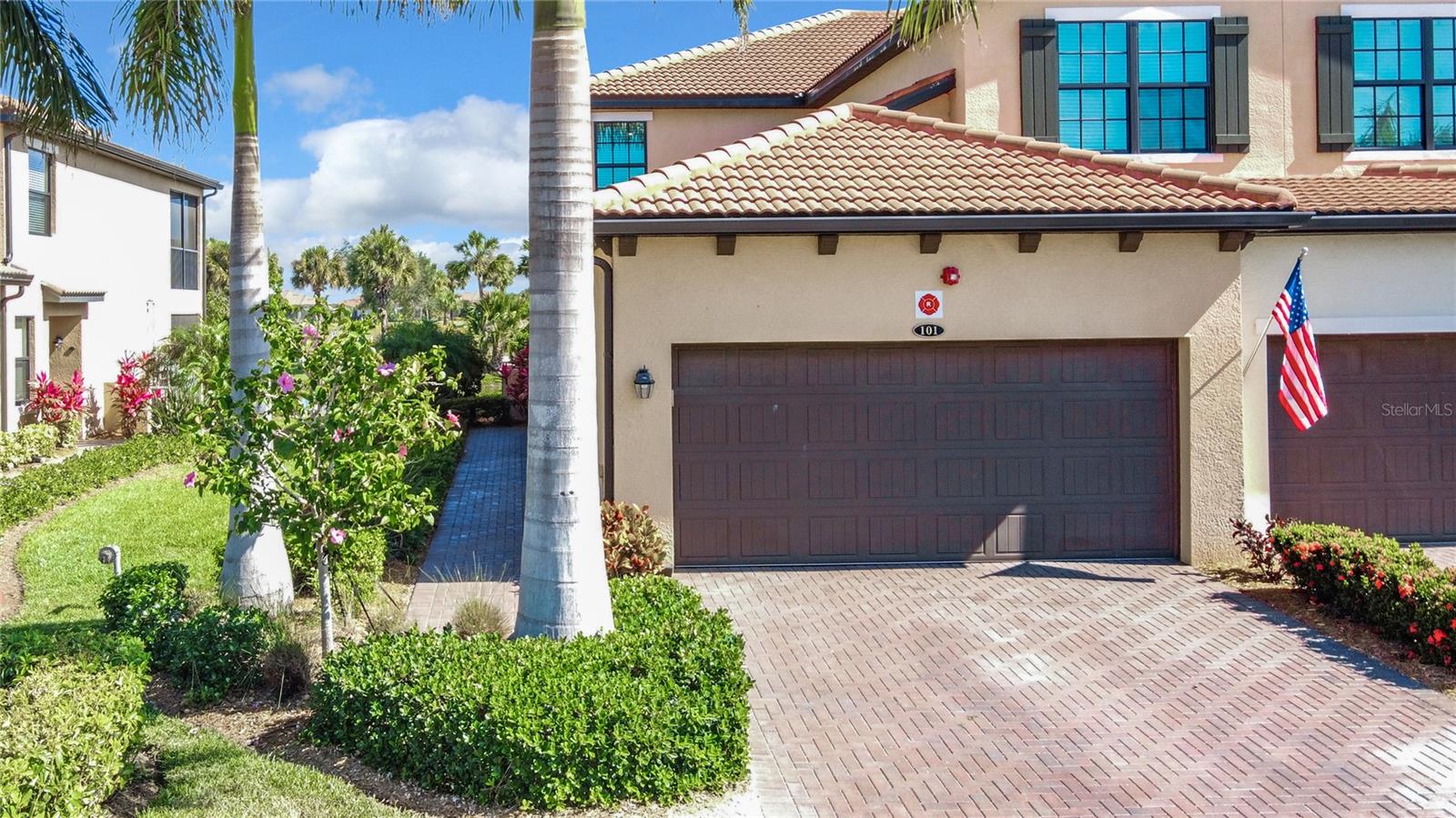 10796 TARFLOWER DR #101, VENICE, FL — photo 2