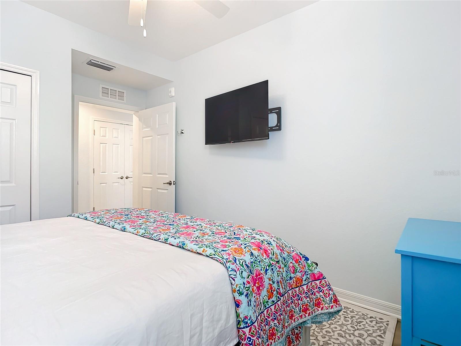 10796 TARFLOWER DR #101, VENICE, FL — photo 31
