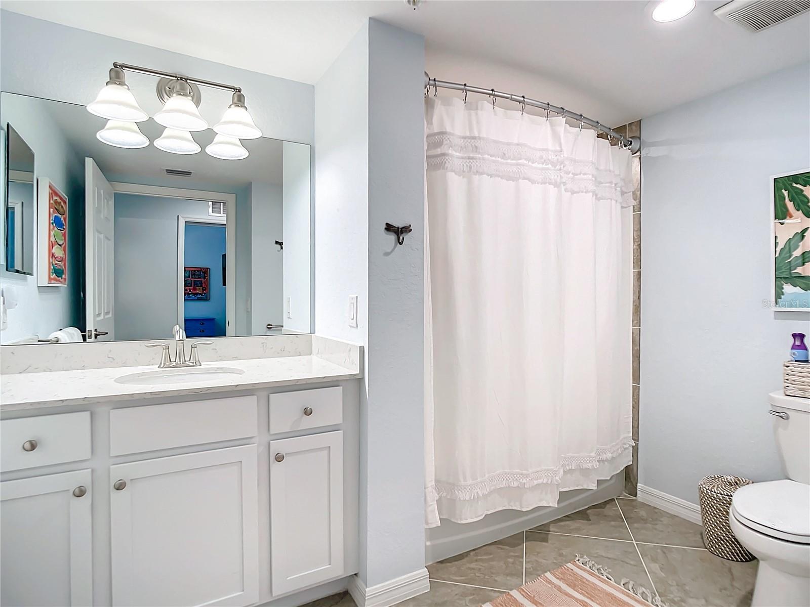 10796 TARFLOWER DR #101, VENICE, FL — photo 34