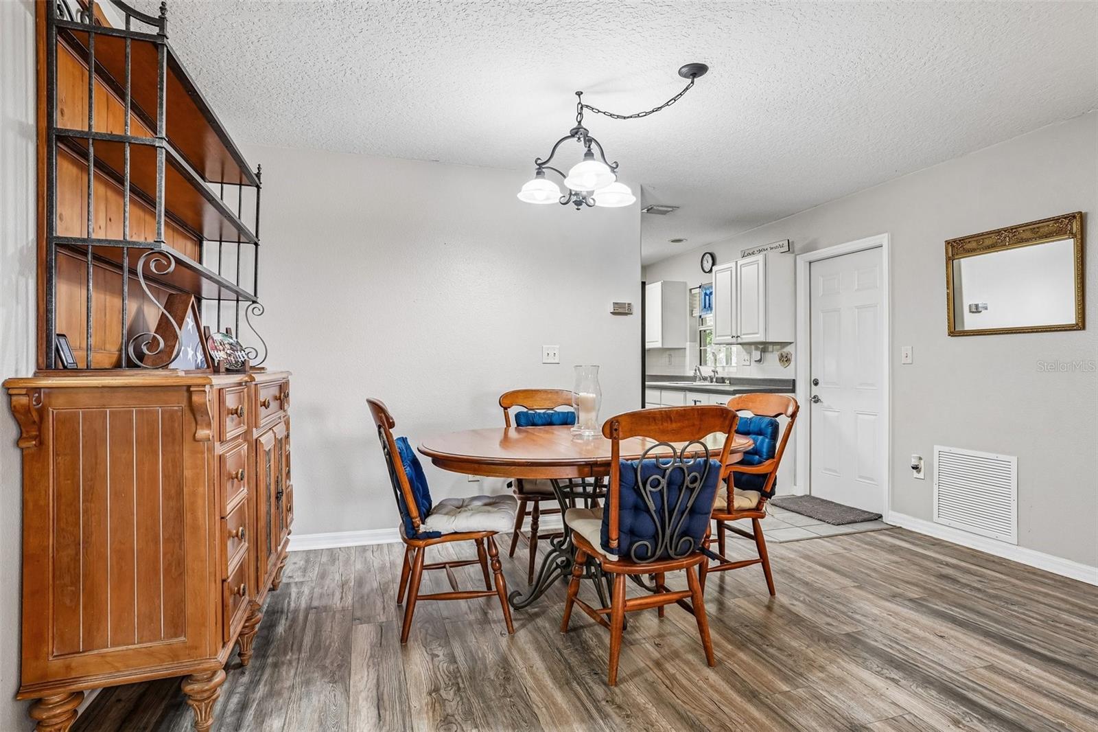 1274 N PALMETTO CIR, EUSTIS, FL — photo 18