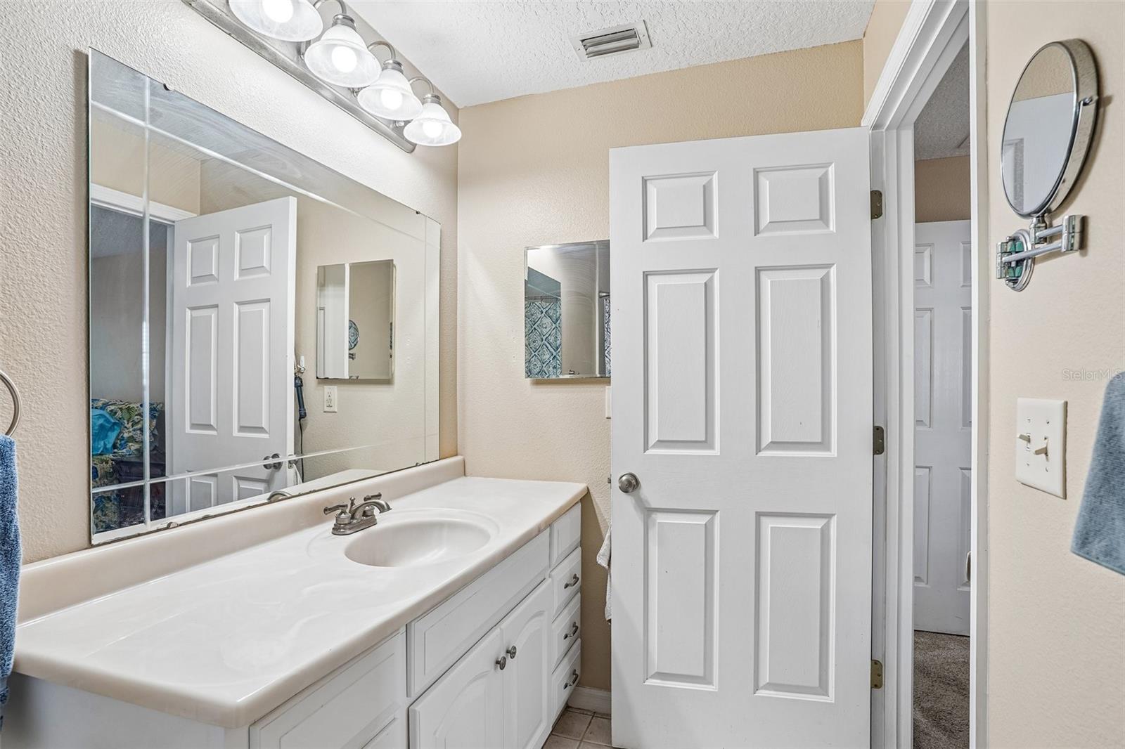 1274 N PALMETTO CIR, EUSTIS, FL — photo 35