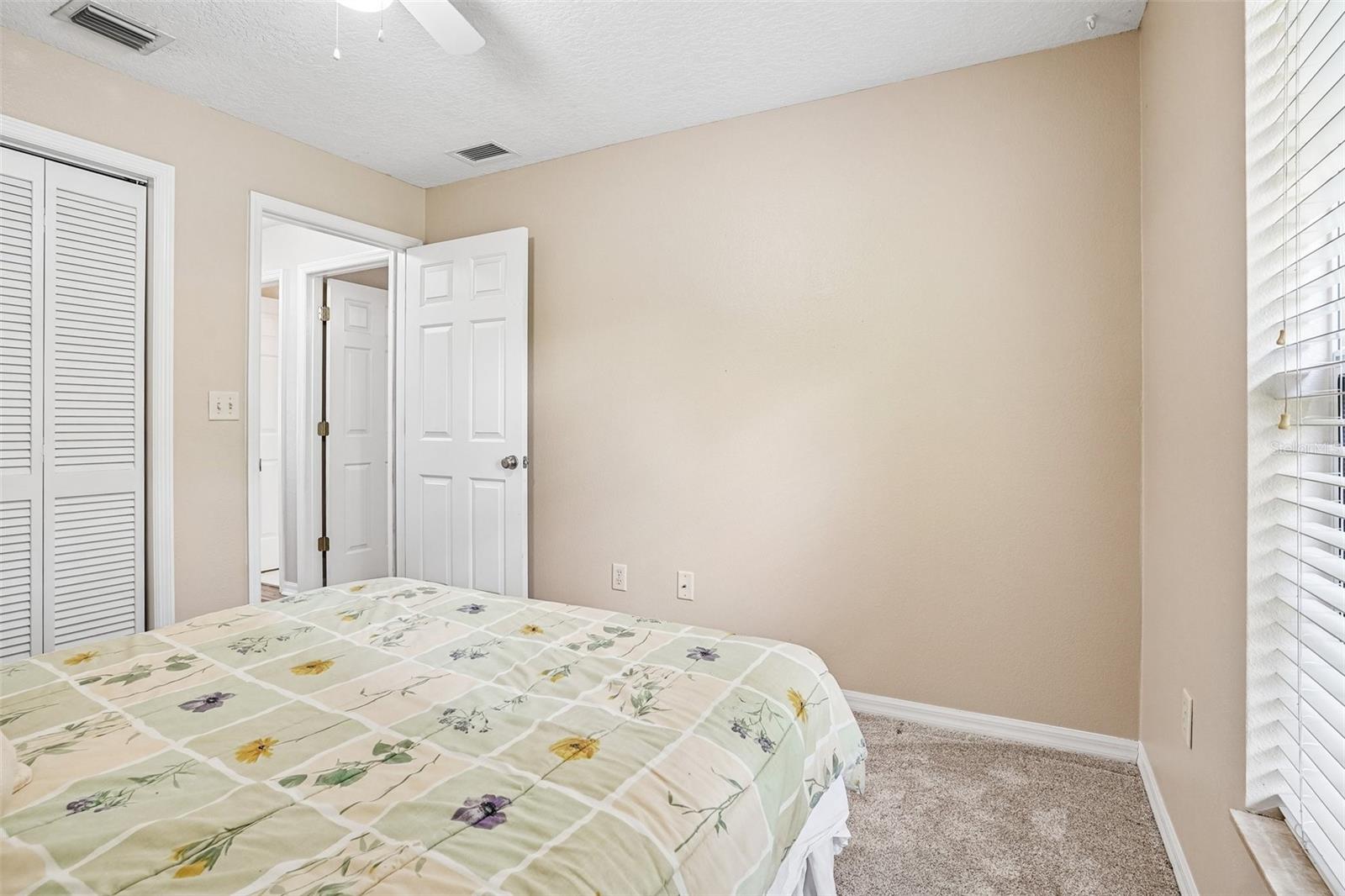 1274 N PALMETTO CIR, EUSTIS, FL — photo 39
