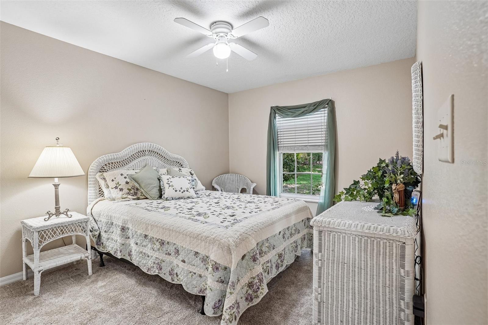 1274 N PALMETTO CIR, EUSTIS, FL — photo 46