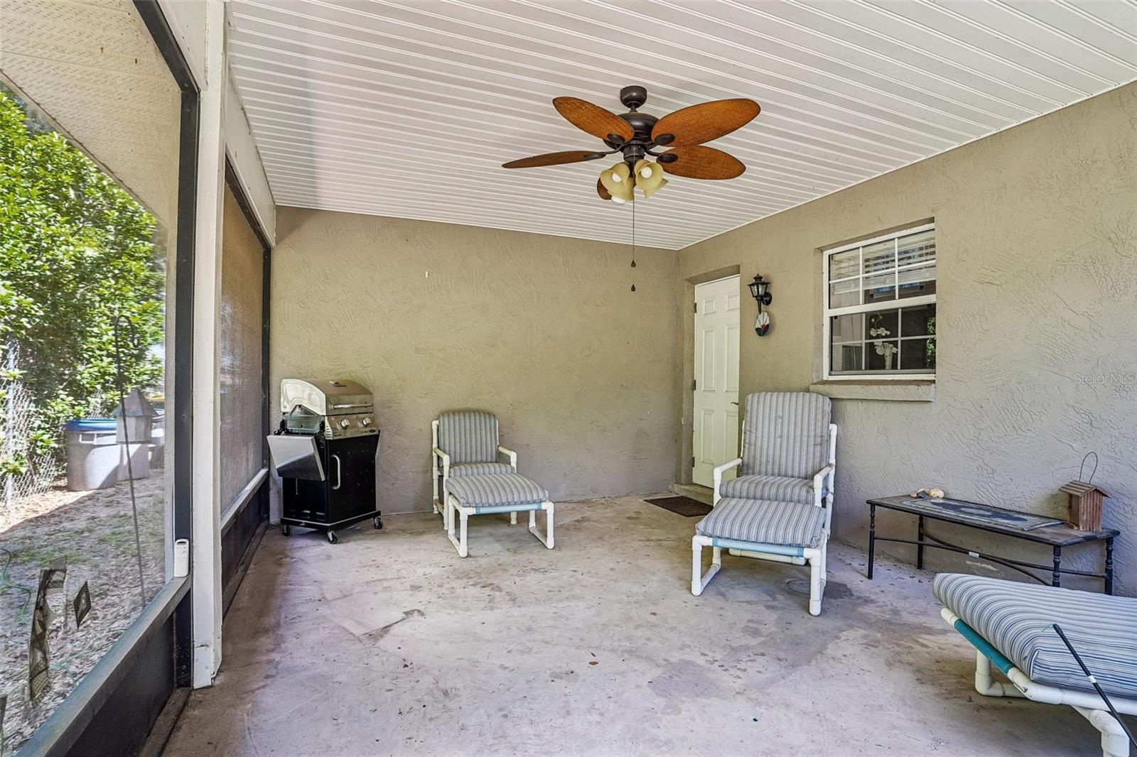 1274 N PALMETTO CIR, EUSTIS, FL — photo 53