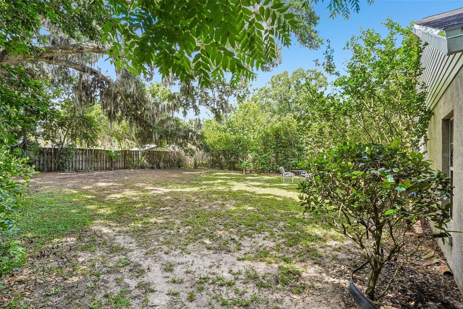 1274 N PALMETTO CIR, EUSTIS, FL — photo 73
