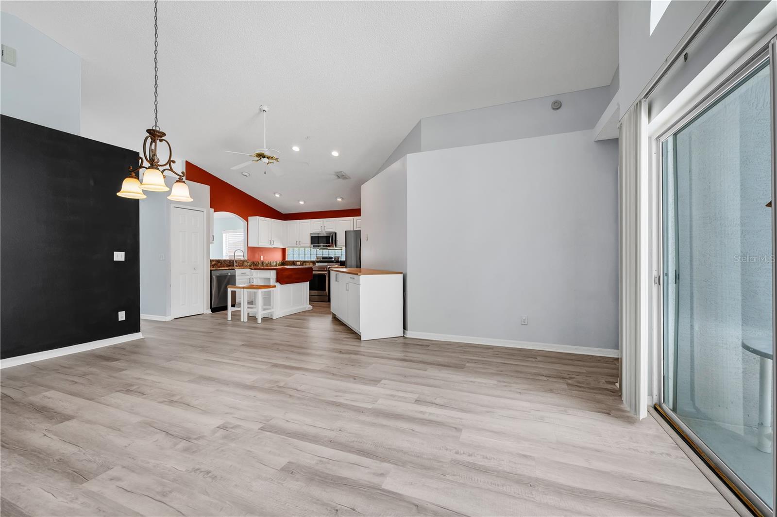 515 LAKE DAVENPORT BLVD, DAVENPORT, FL — photo 9