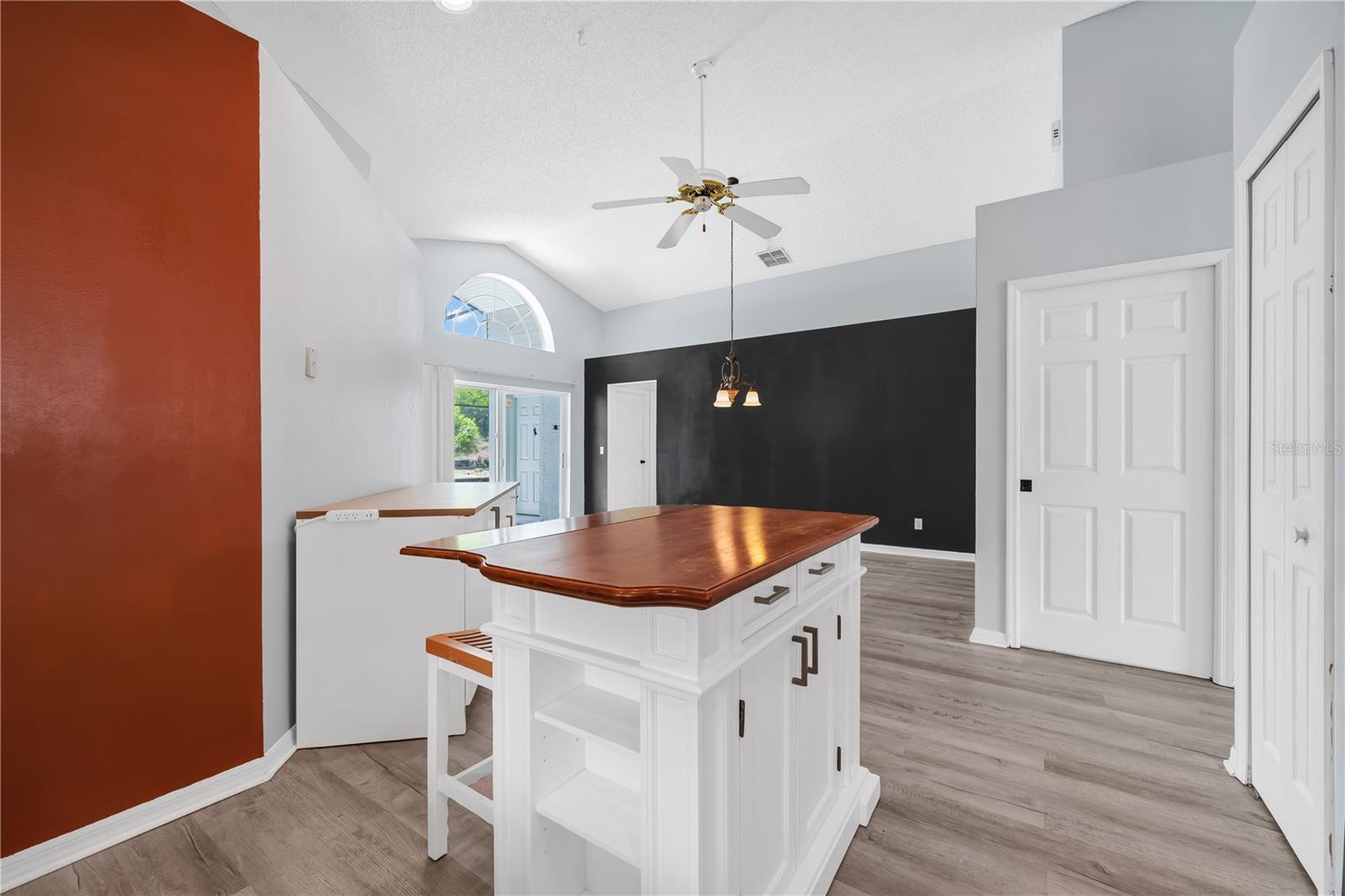 515 LAKE DAVENPORT BLVD, DAVENPORT, FL — photo 16
