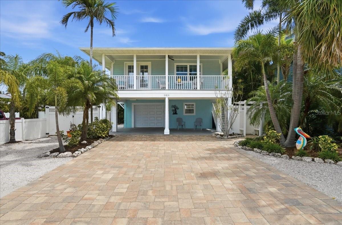 2811 GULF DR, HOLMES BEACH, FL