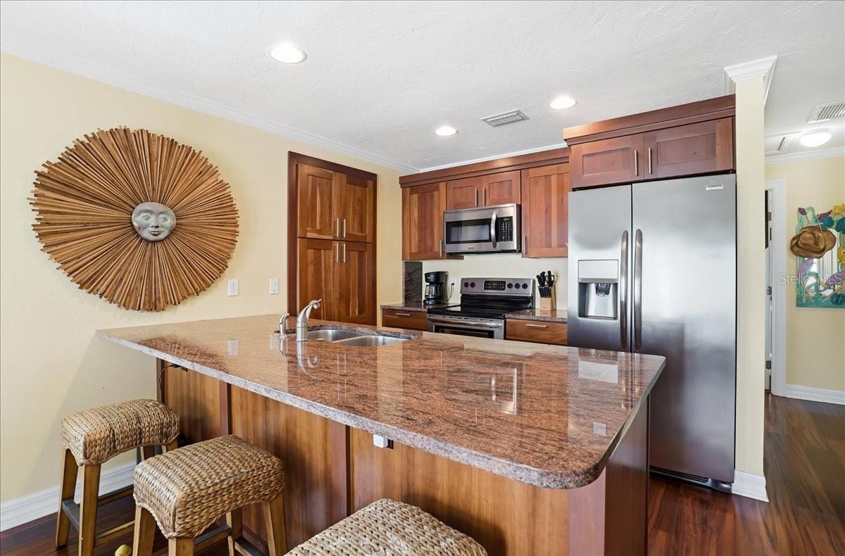 2811 GULF DR, HOLMES BEACH, FL — photo 14