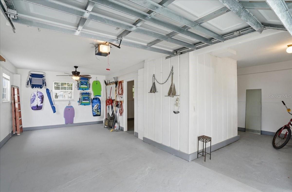 2811 GULF DR, HOLMES BEACH, FL — photo 46