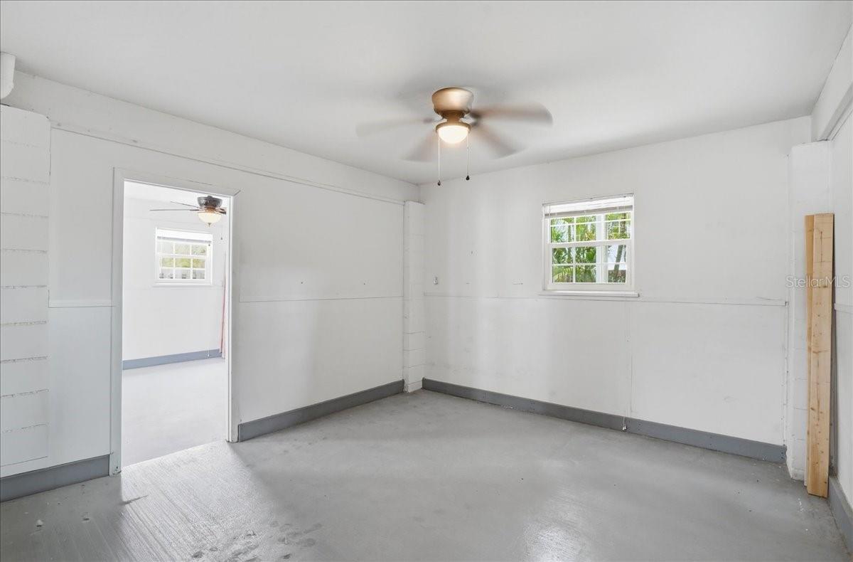2811 GULF DR, HOLMES BEACH, FL — photo 48