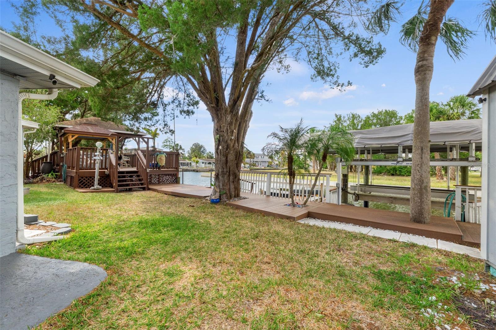 7235 MARYLAND AVE, HUDSON, FL — photo 17