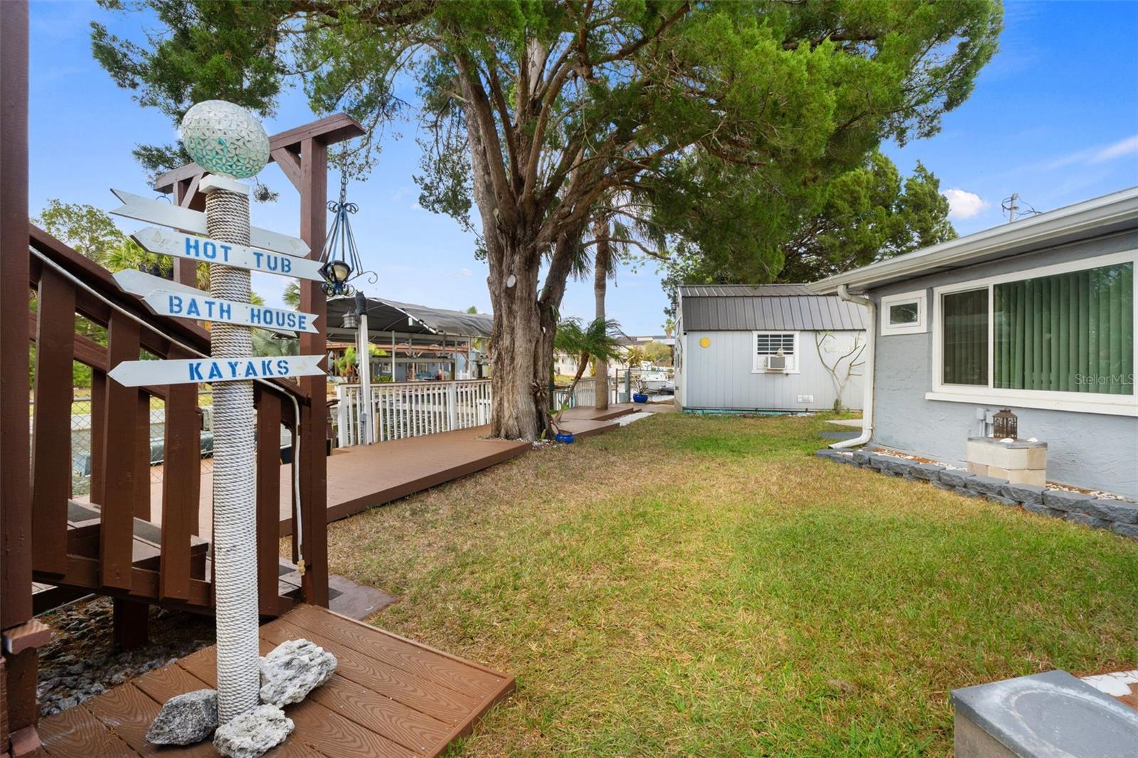 7235 MARYLAND AVE, HUDSON, FL — photo 43