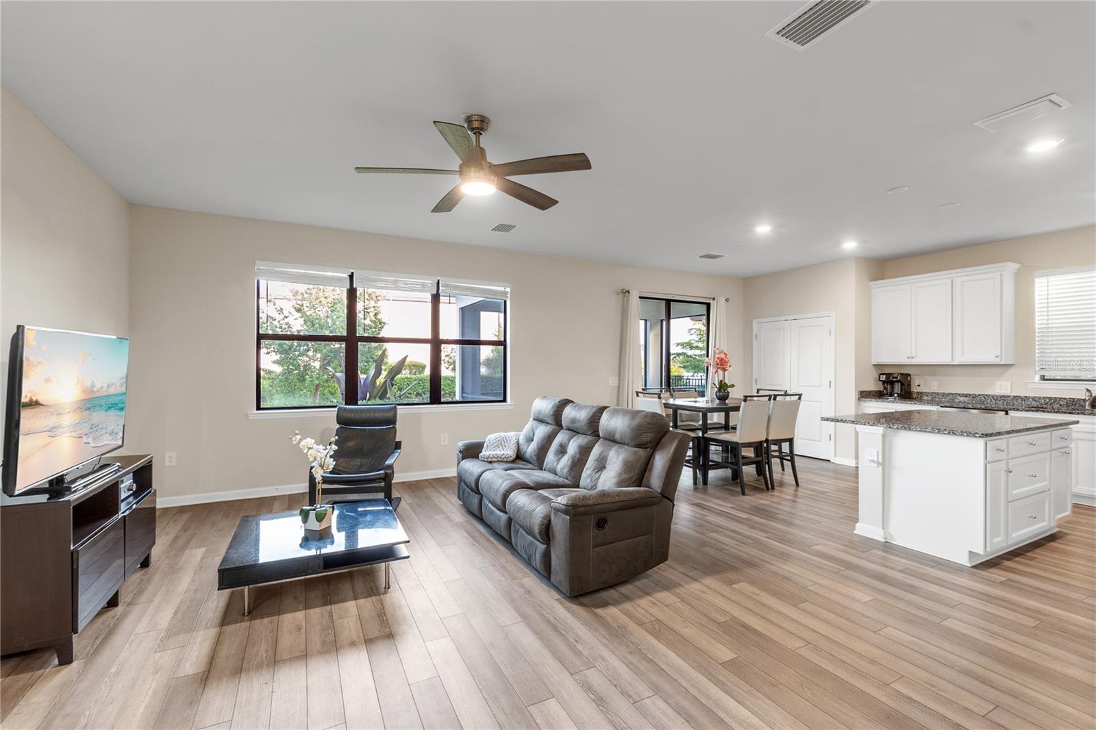 6111 BLUESTAR CT, BRADENTON, FL — photo 27