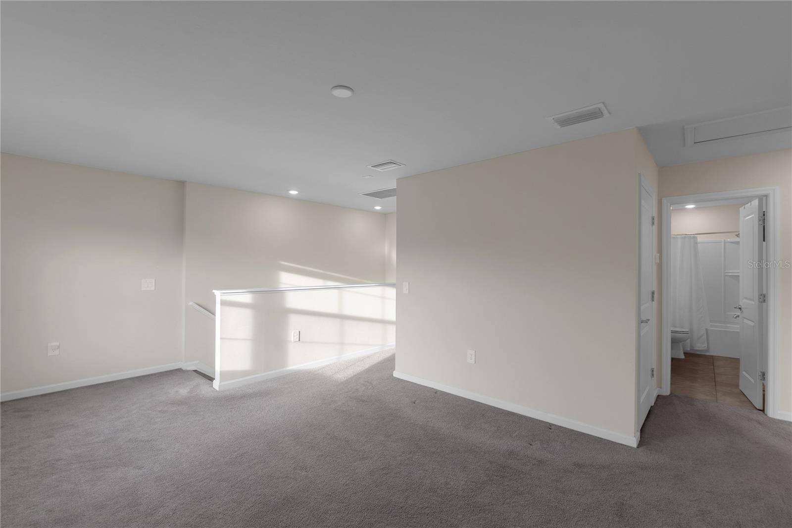 6111 BLUESTAR CT, BRADENTON, FL — photo 38