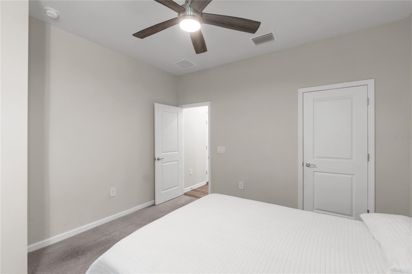6111 BLUESTAR CT, BRADENTON, FL — photo 45