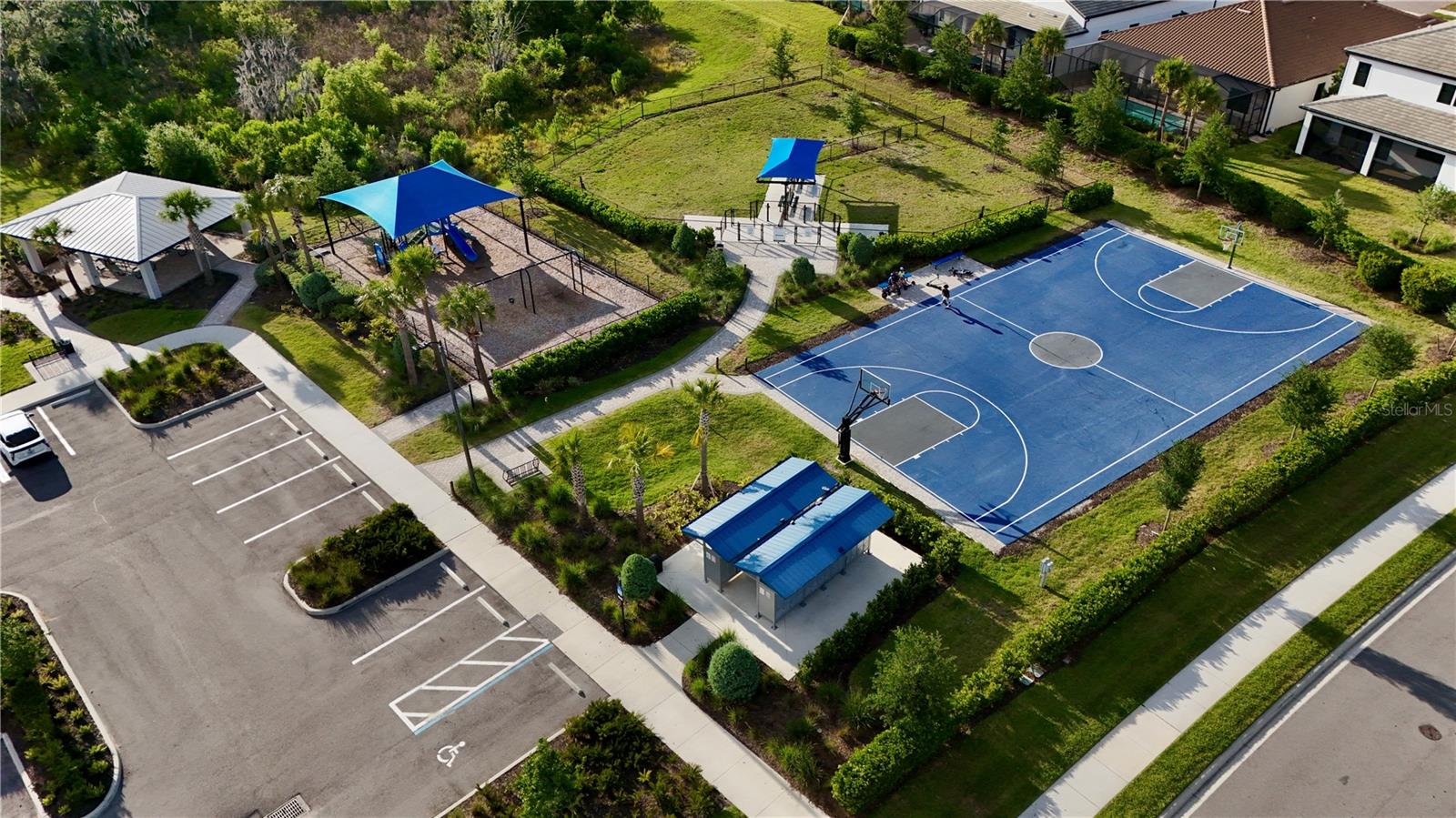 6111 BLUESTAR CT, BRADENTON, FL — photo 77