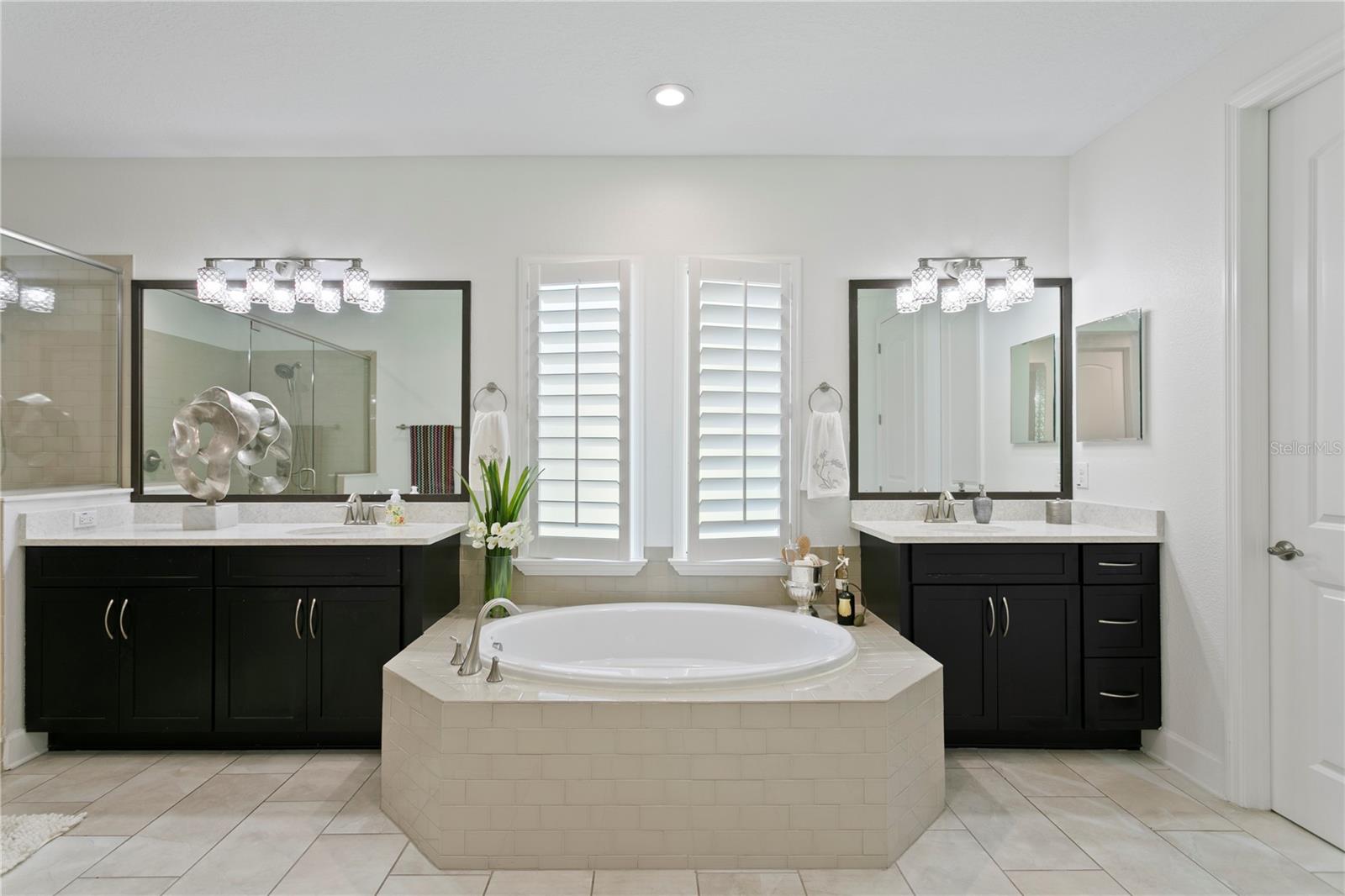 7865 MARSH POINTE DR, TAMPA, FL — photo 47