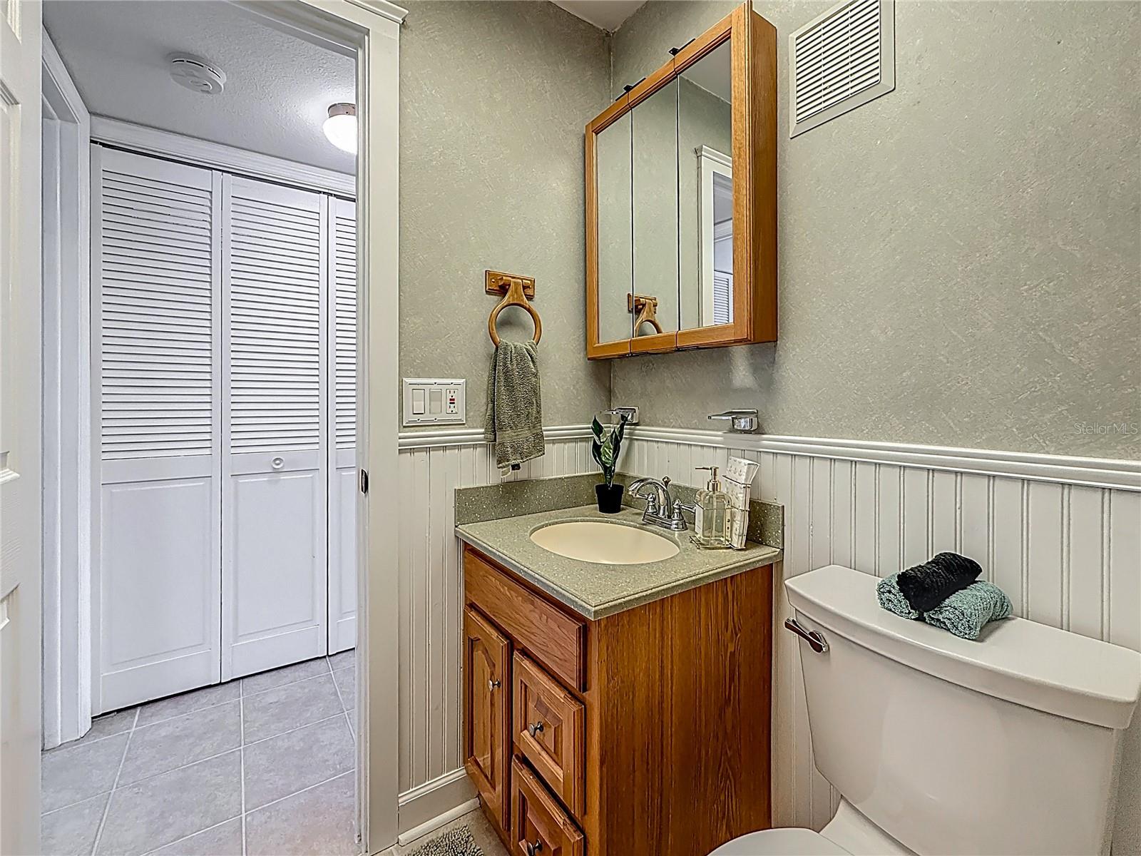 2442 ENTERPRISE RD #6, CLEARWATER, FL — photo 25
